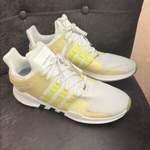 Adidas Women’s White and Light Yellow Sneakers